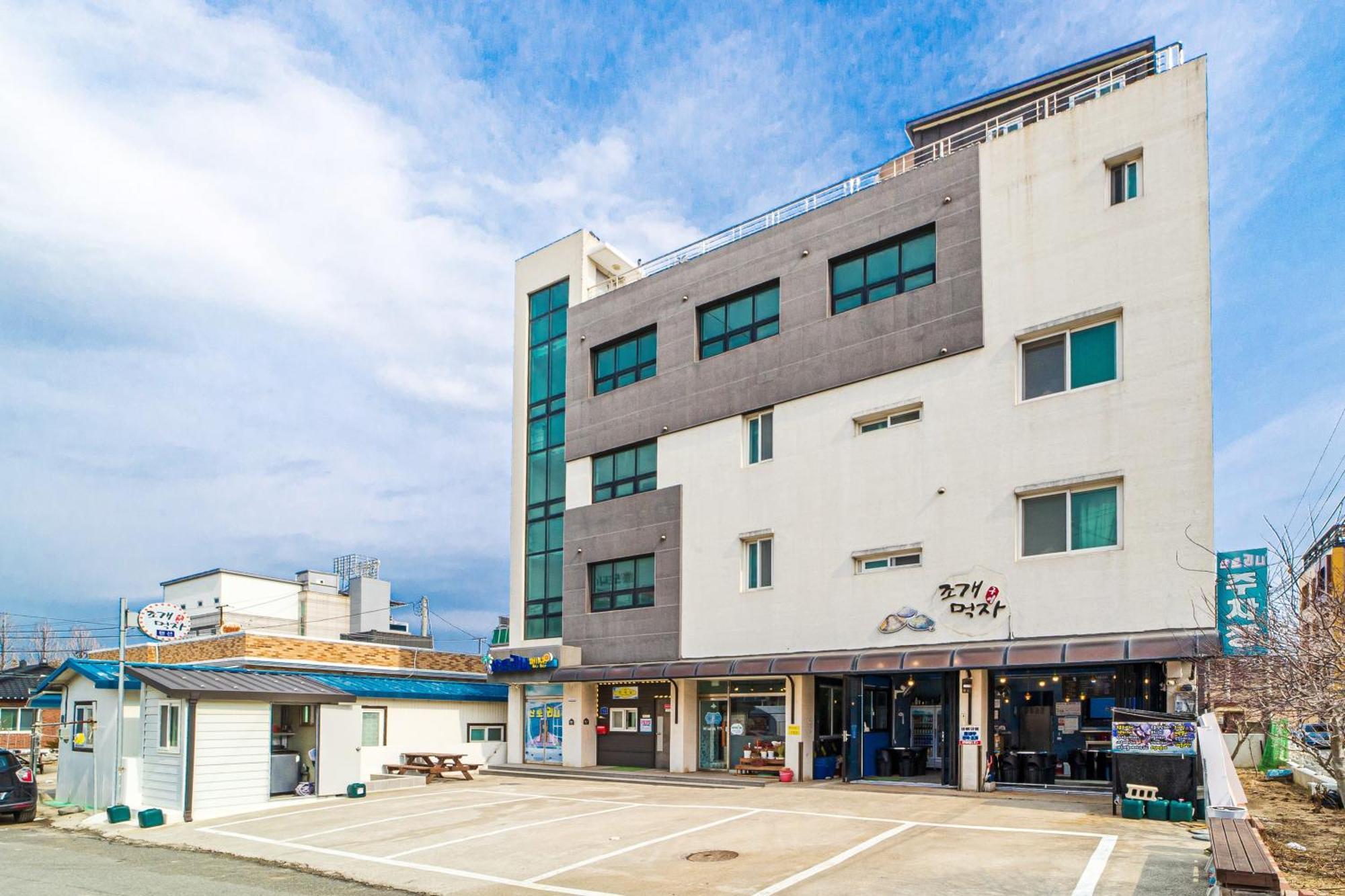 Sokcho Santolini Pension Exterior foto